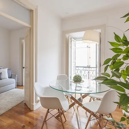 Apartment Your Bairro Alto *