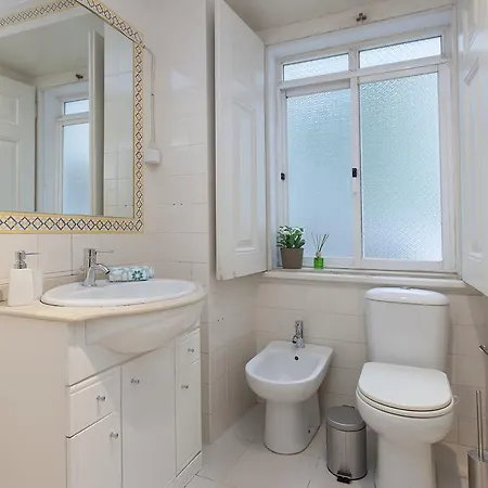 Apartment Your Bairro Alto Lisbon