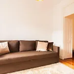Your Bairro Alto Apartamento